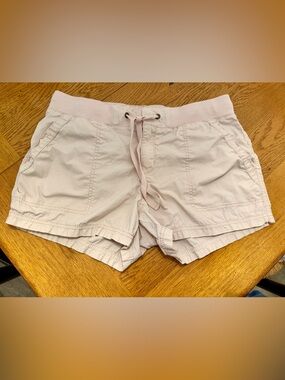 a.n.a Light Blush Casual Shorts - 10